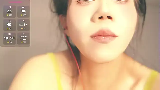 Anna-b8 élő XXX-chatje