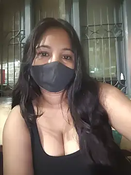 Chat +18 de Lusty-radhika ao vivo