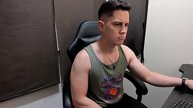 KendricTorres Chat XXX live