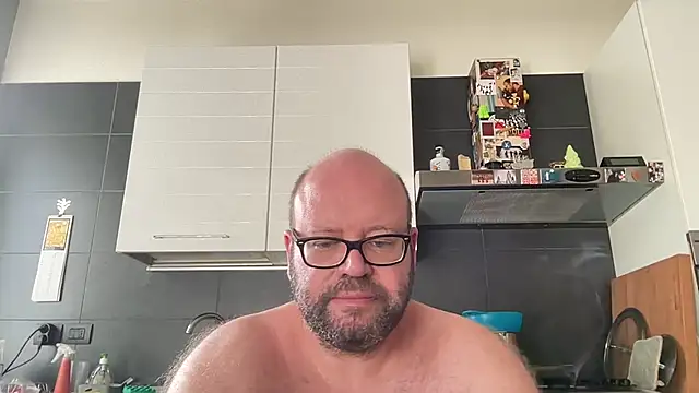 Živý XXX chat theitalianbear