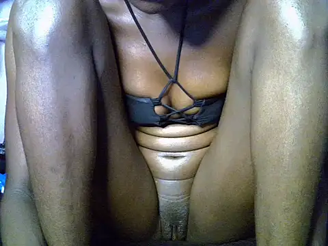 Chat XXX en directo de Sweet_zuri001