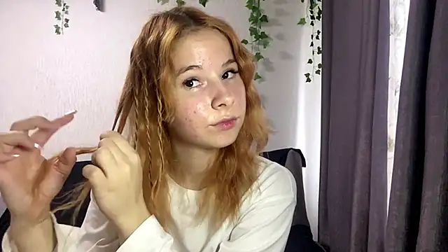 Chat XXX en directo de Ginger_Baby