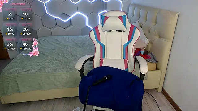 aliicemeowのライブXXXチャット