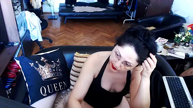 XXX chat uživo modela Imperatriza