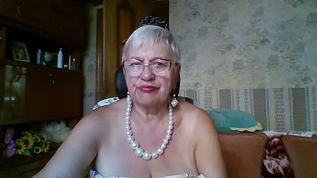 SweetCherry27 Adlı Modelin Canlı XXX Sohbeti