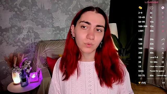 Chat XXX ao vivo de hannacheekss_