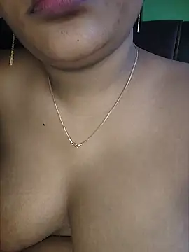 Chat XXX en directo de Aruna-1