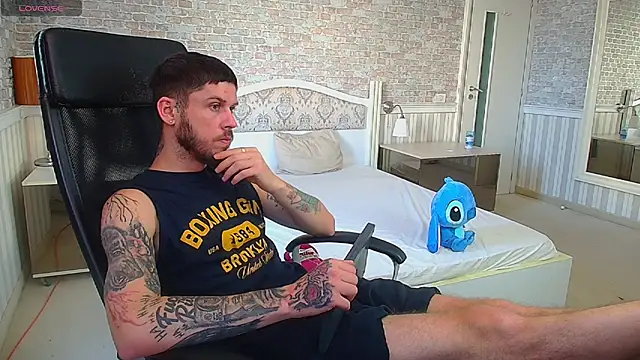 JonahShaw – Live XXX-chat