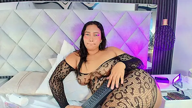 Sara_Chanel_: απευθείας συνομιλία ΧΧΧ