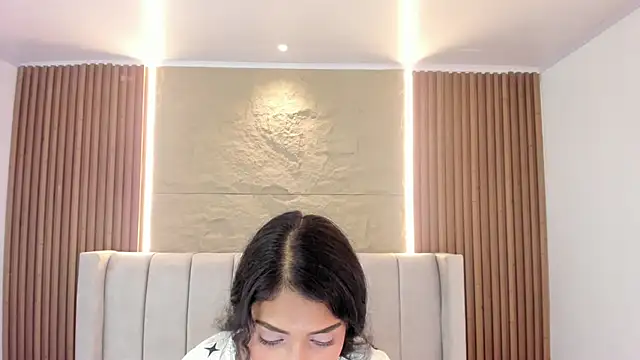 NINAMARTINS 现场XXX聊天
