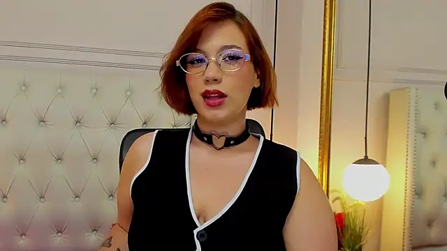 MillyHotsoon – Naživo XXX chat