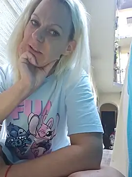 XXX chat uživo modela SlyLady