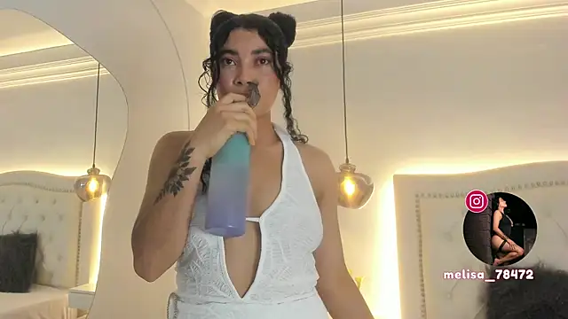 Živý XXX chat emilly_duque
