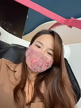 kiss_loo 即時 XXX 聊天