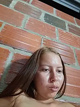 Khelmin Live XXX chat