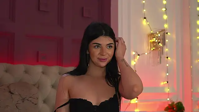 JessieDale XXX чат на живо