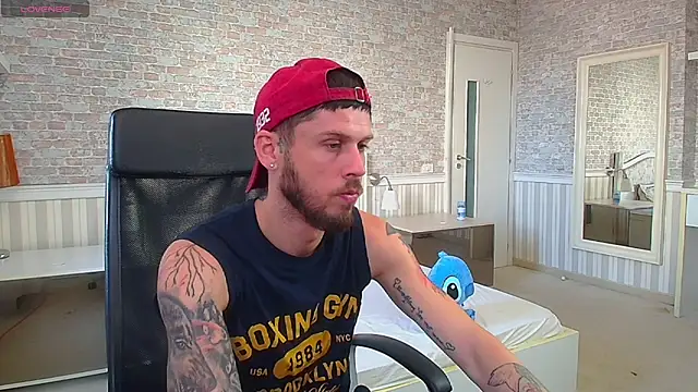 JonahShaw Live XXX Chat