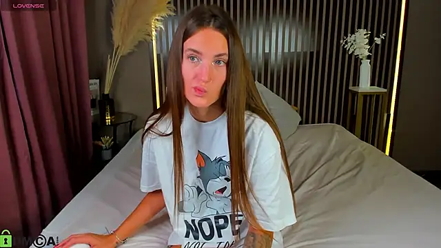 Aly_Alyc Live XXX Chat