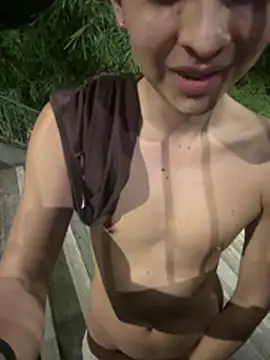 Chat XXX en directo de Liam_Moss
