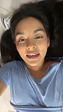 XXX chat uživo modela Selene_Wings22