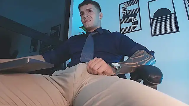 Czat XXX na żywo – ALPHA_DOMINUS_
