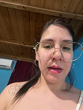 Živý XXX chat MysticKitty7