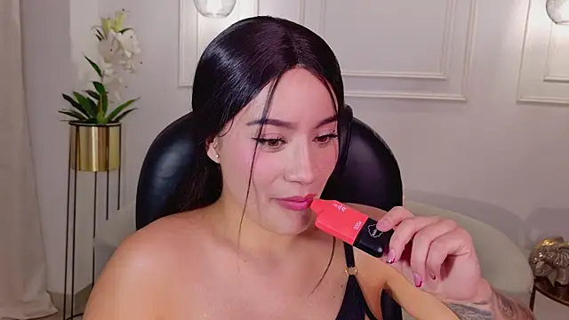 Saskia_litt Chat XXX in diretta