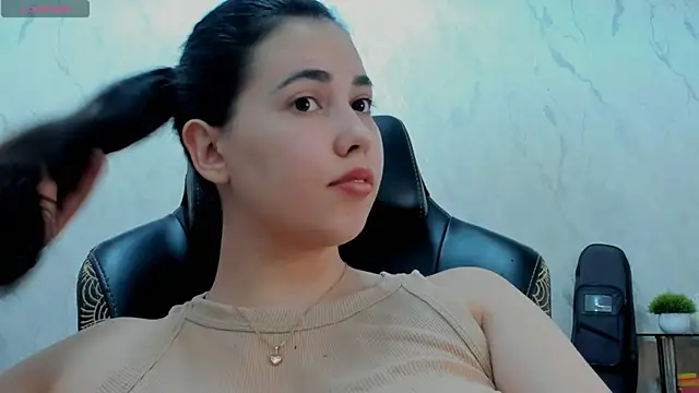 Chat XXX en directo de Diara_1an