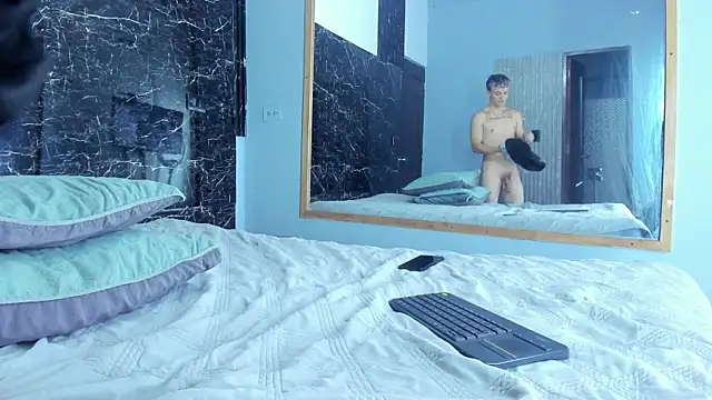 Онлайн чат XXX Robinlion91