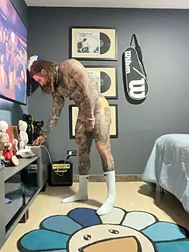 ThomasHells Chat XXX live