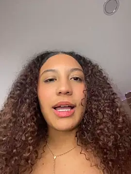 Daphnne_Curly – Naživo XXX chat