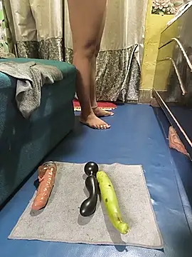 Hotty-Rani-Bhabi Chat XXX in diretta
