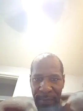 Boozle666 live XXX chat