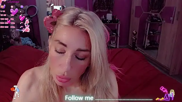 AnnieGOld_'s Live XXX Chat