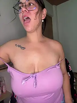 roldanmary's Live XXX Chat