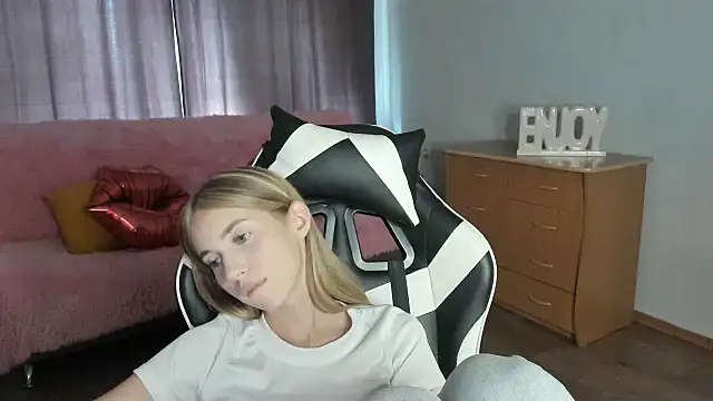 ModelPi's Live XXX Chat