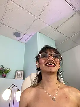 Živý XXX chat Emerald_gh
