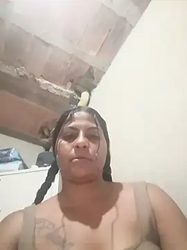צ'אט XXX בשידור חי של Giselabrunette25
