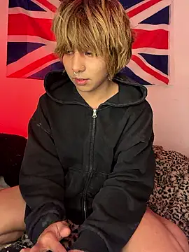 Aronn_44 Chat XXX live