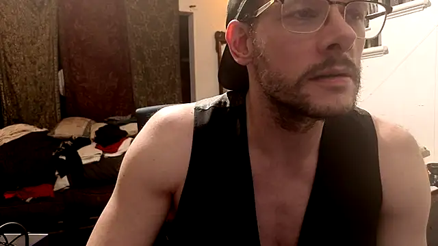 MasterDaddyCool লাইভ XXX চ্যাট