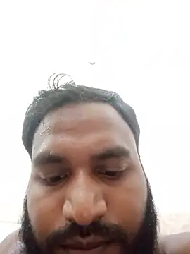 Raza7524 Show in webcam