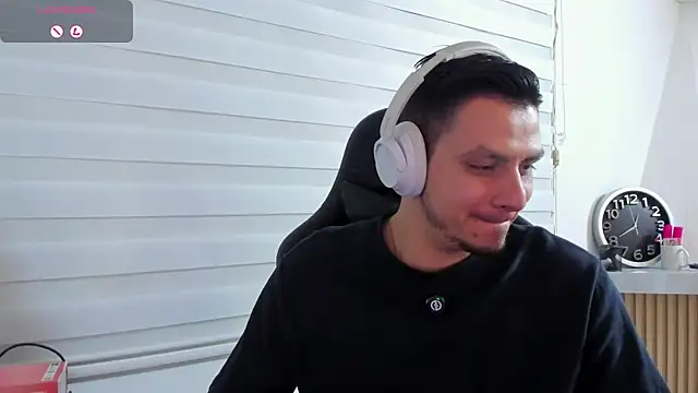 Rick_Adams 现场XXX聊天