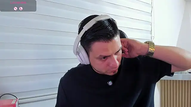 Онлайн чат XXX Rick_Adams