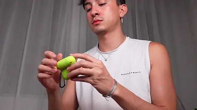sweettaaron01 라이브 XXX 채팅