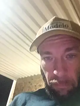 Czat XXX na żywo – Numba1dad_