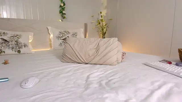 Živý XXX chat MyaJenson