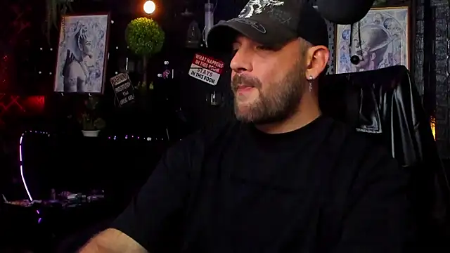 LexHardy Chat XXX live
