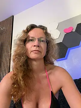 Chatroom XXX en direct de AnnikaRose