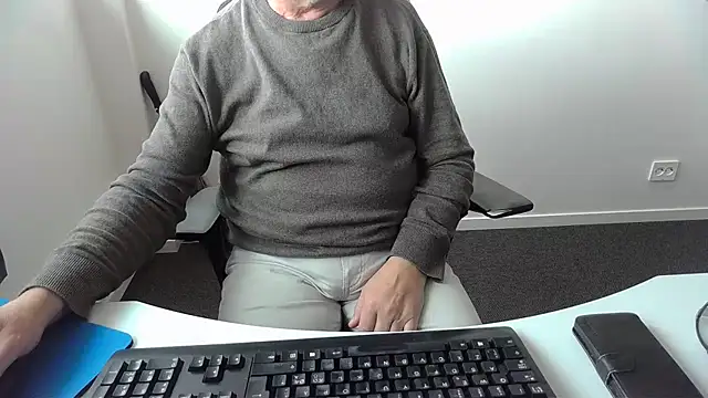 Buggemann Chat XXX live