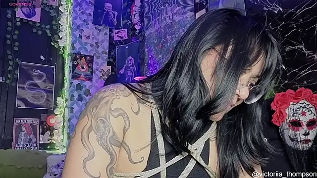 צ'אט XXX בשידור חי של victoriia_thompson